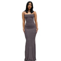Vestido Maxi de Cetim — Elegância e Silhueta Marcada — Sem Mangas e Costas Abertas