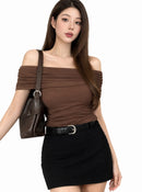 Camiseta Feminina — Estilo Sexy e Moderno — Ombro a Ombro e Modelagem Justa